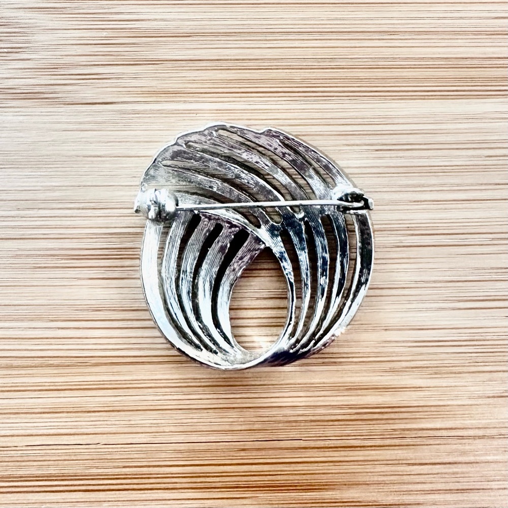 Vintage Silver Swirl Brooch Faux Marcasite Pin Art Deco Wave Circle - Picture 4 of 8